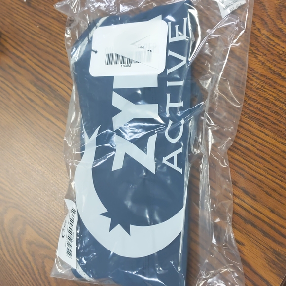 Zyia Navy Primo Mesh Bra New in Package - Picture 6 of 6